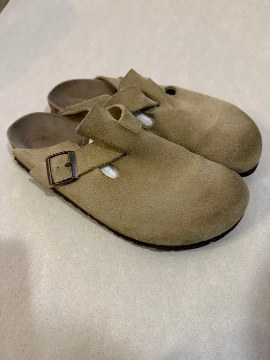 Birkenstocks Tan Suede Slip-On Clog Mules. - Picture 1 of 5